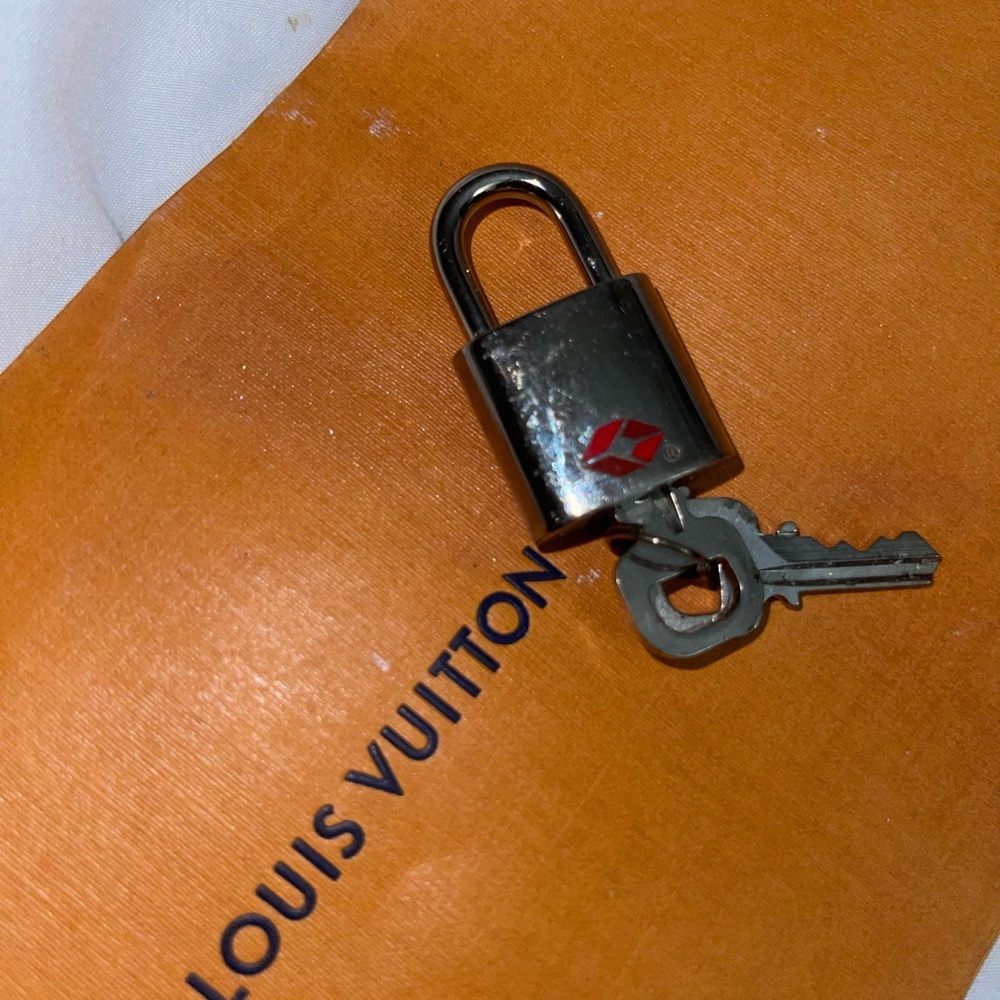 Louis Vuitton key pad and 2 keys